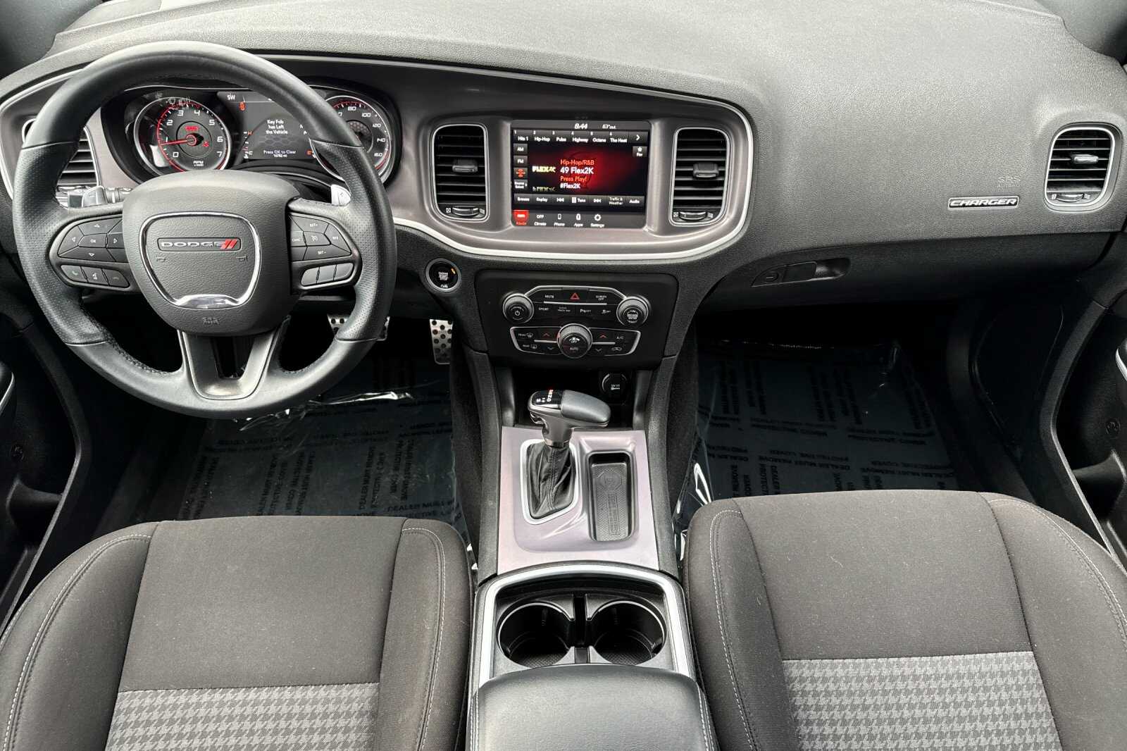 2022 Dodge Charger R/T photo 13