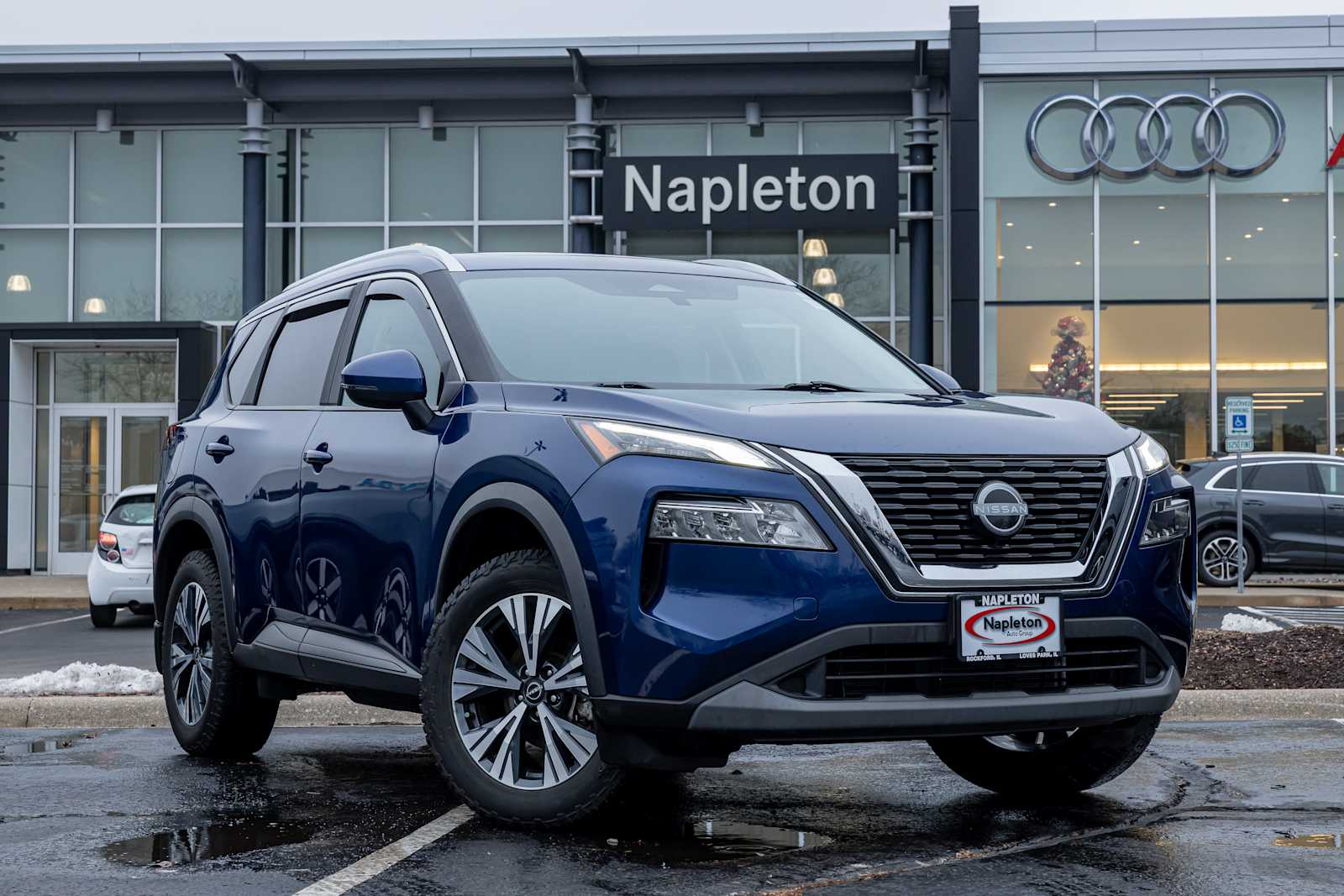 2023 Nissan Rogue SV's photo