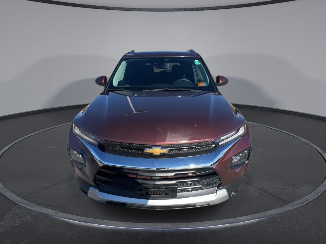 2023 Chevrolet Trailblazer LT photo 2