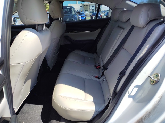2022 Mazda Mazda3 Preferred photo 11