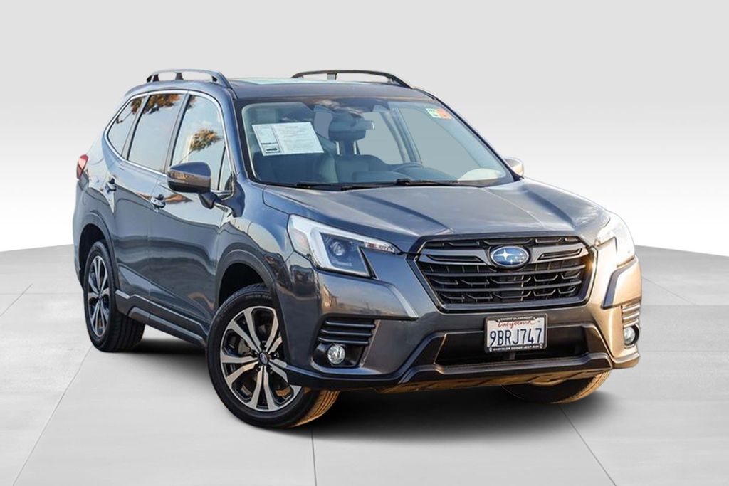 2022 Subaru Forester Limited photo 2