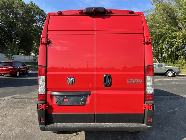 2026 Ram ProMaster 2500 photo 5