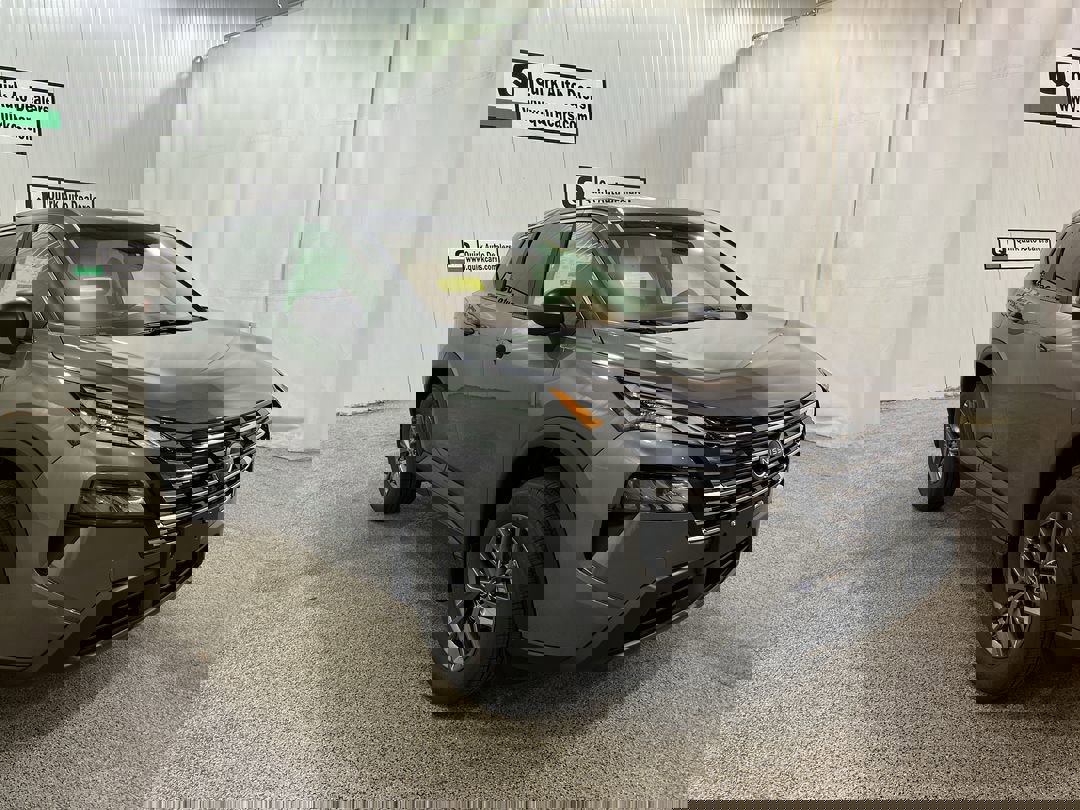 2026 Nissan Rogue S's photo