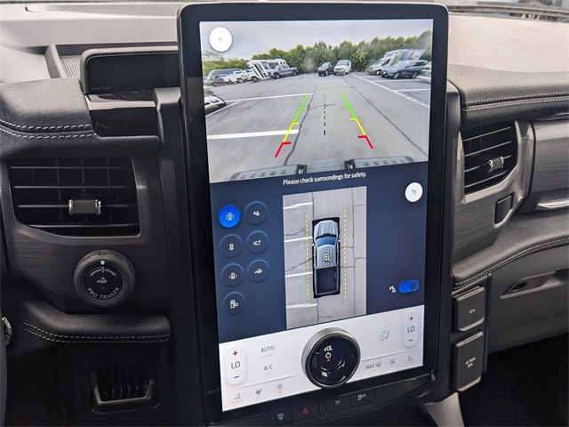 2025 Ford F-150 Lightning photo 19