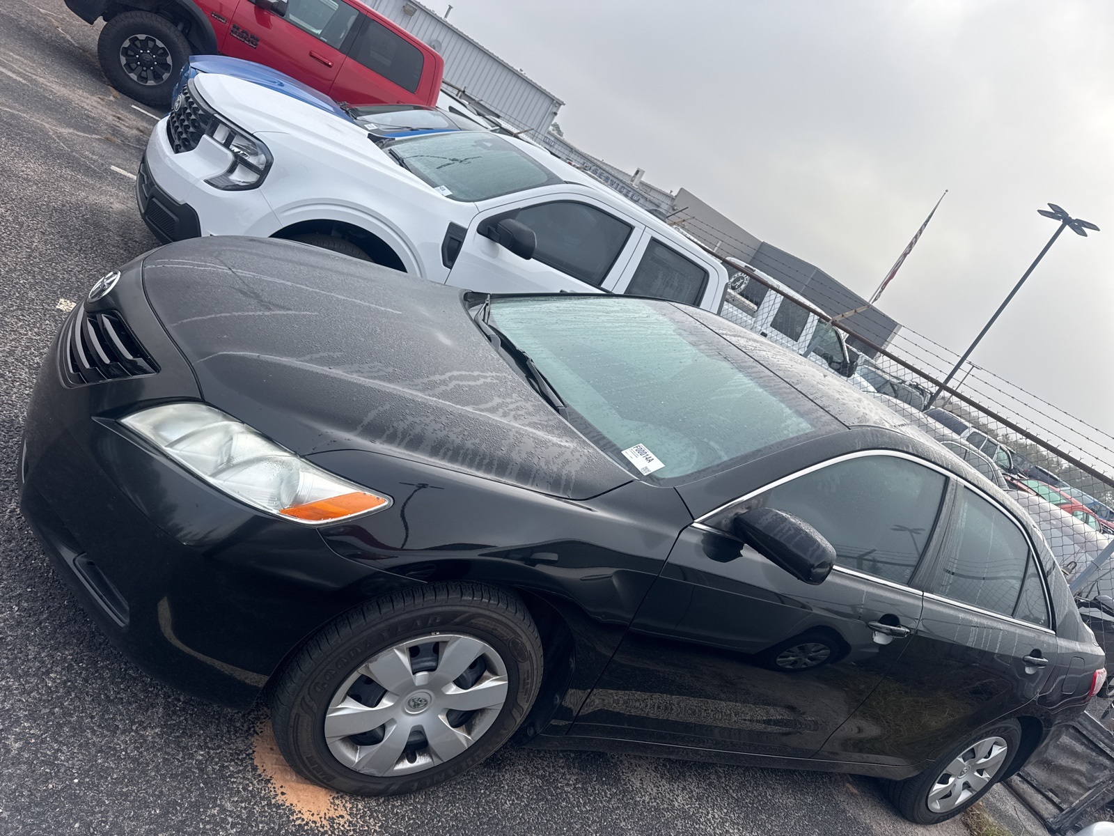 2009 Toyota Camry LE photo 4