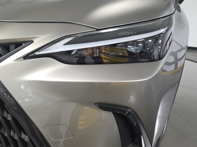 2023 Lexus NX 350 photo 25