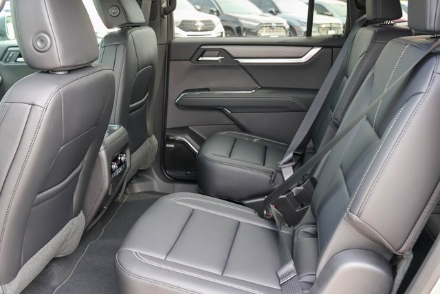 2026 Gmc Acadia Elevation photo 3