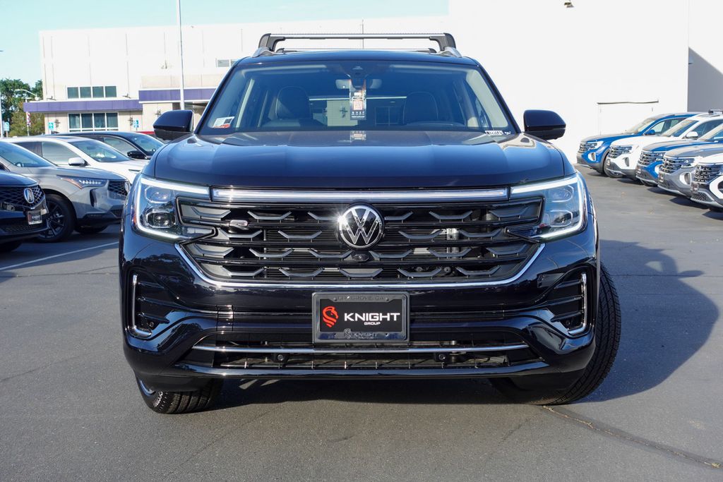 2025 Volkswagen Atlas SEL Premium R-Line photo 3