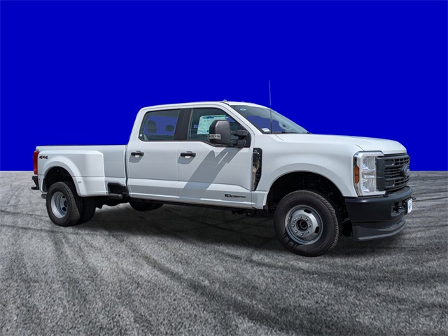 2026 Ford F-350 XL photo 2