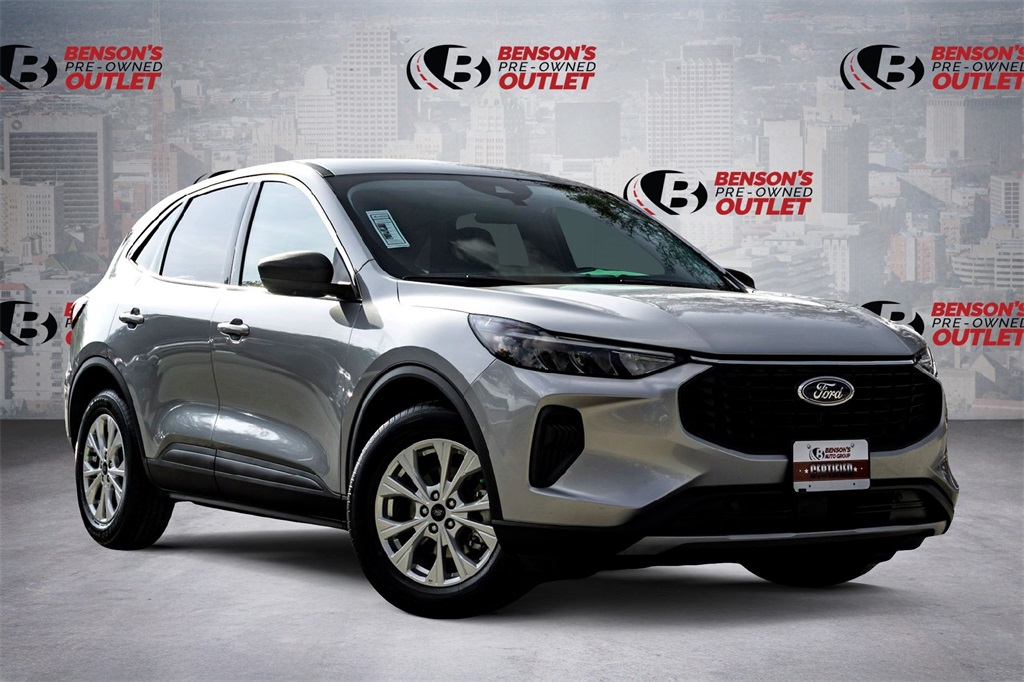 2024 Ford Escape Active's photo