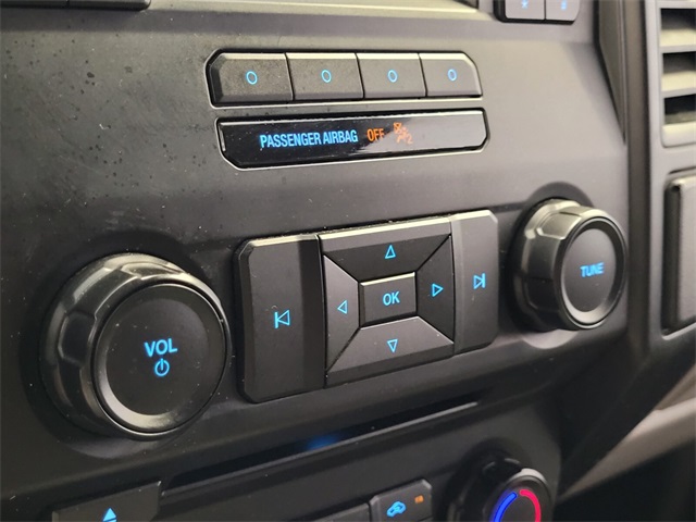 2016 Ford F-150 XL photo 17