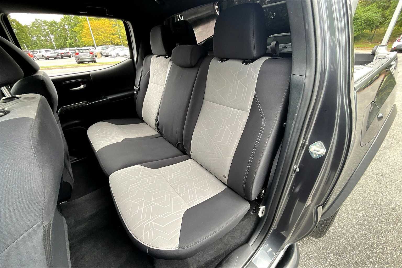 2020 Toyota Tacoma TRD 4x4 Double Cab V6 photo 17