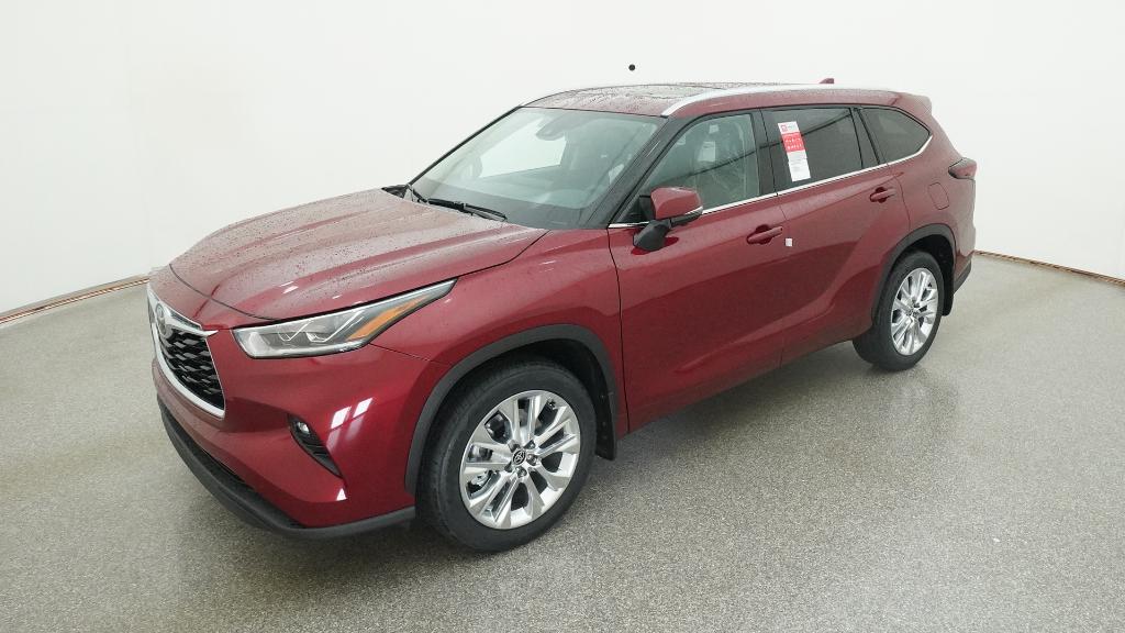 2026 Toyota Highlander Limited's photo