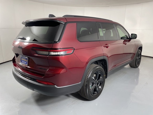 2025 Jeep Grand Cherokee Limited photo 6
