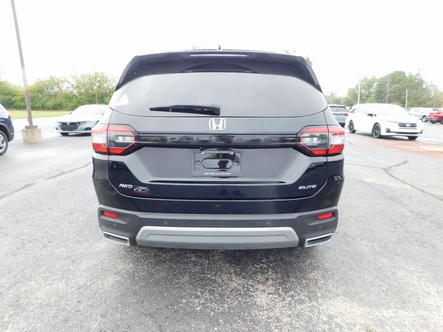 2023 Honda Pilot Elite photo 3