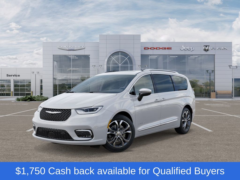 2026 Chrysler Pacifica Pinnacle's photo