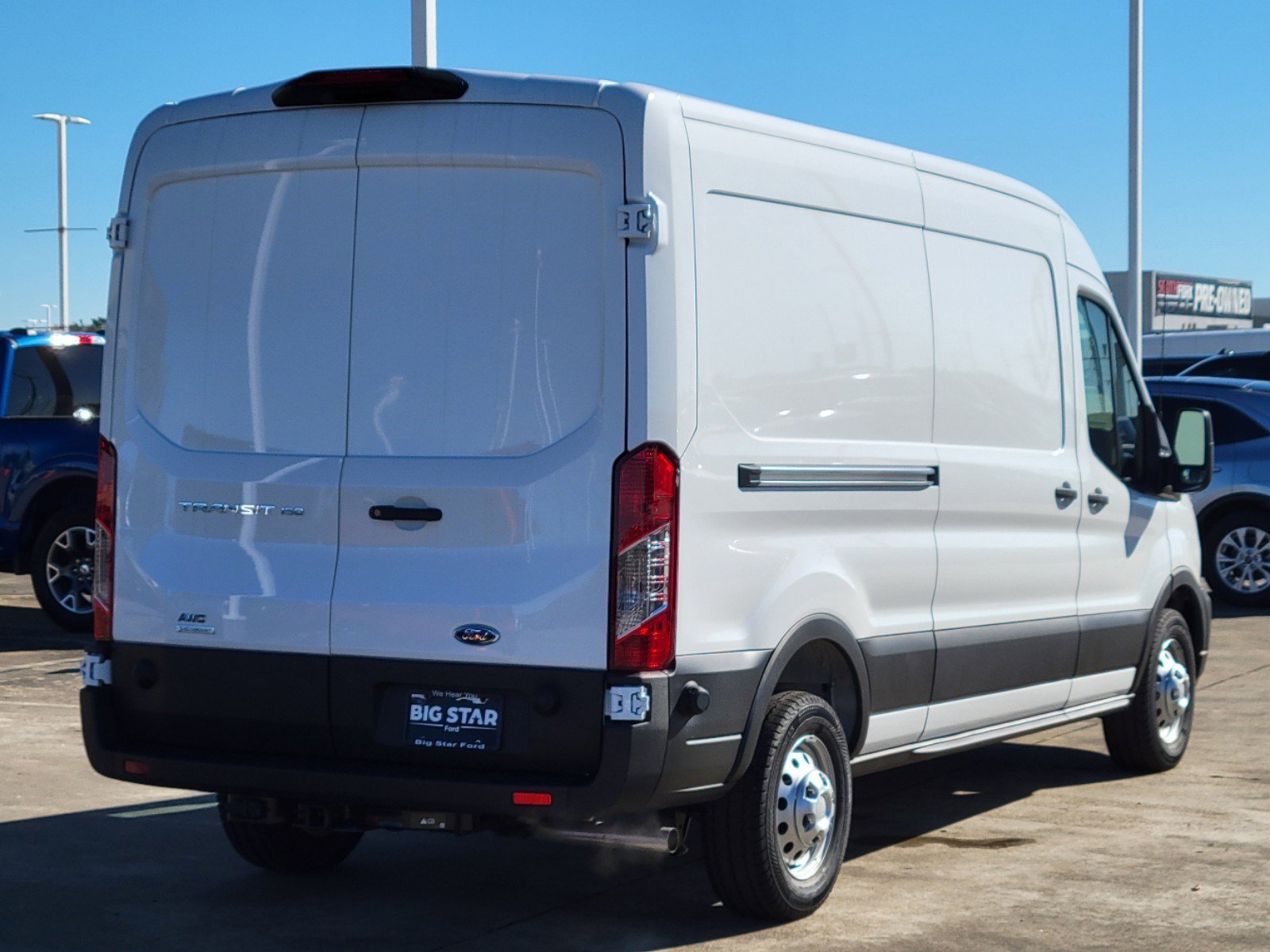 2024 Ford Transit photo 4