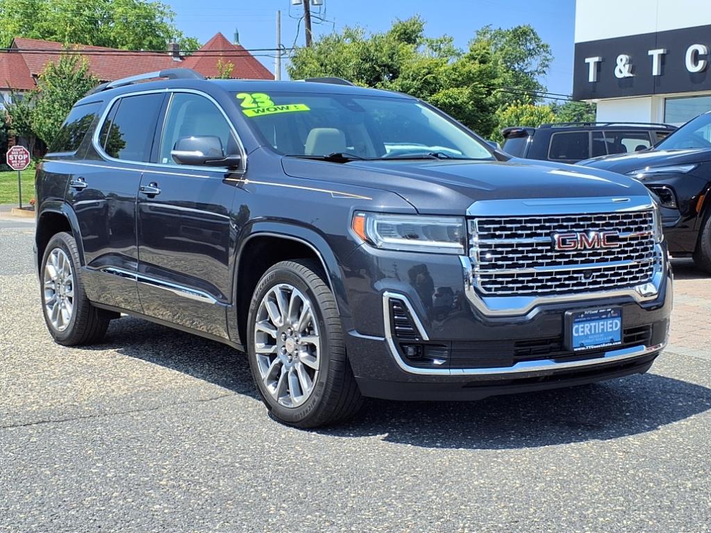 2023 Gmc Acadia Denali photo 2