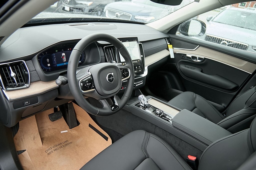 2025 VOLVO XC90 - Image 11