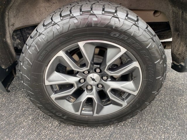 2023 Chevrolet Silverado 1500 RST photo 9