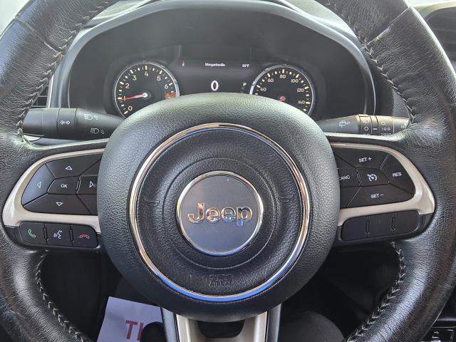 2016 Jeep Renegade Limited photo 17