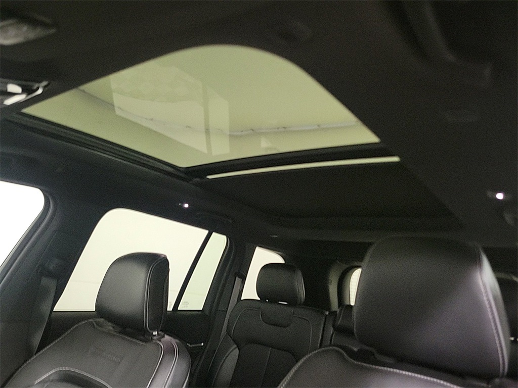 2024 JEEP GRAND CHEROKEE - Image 12