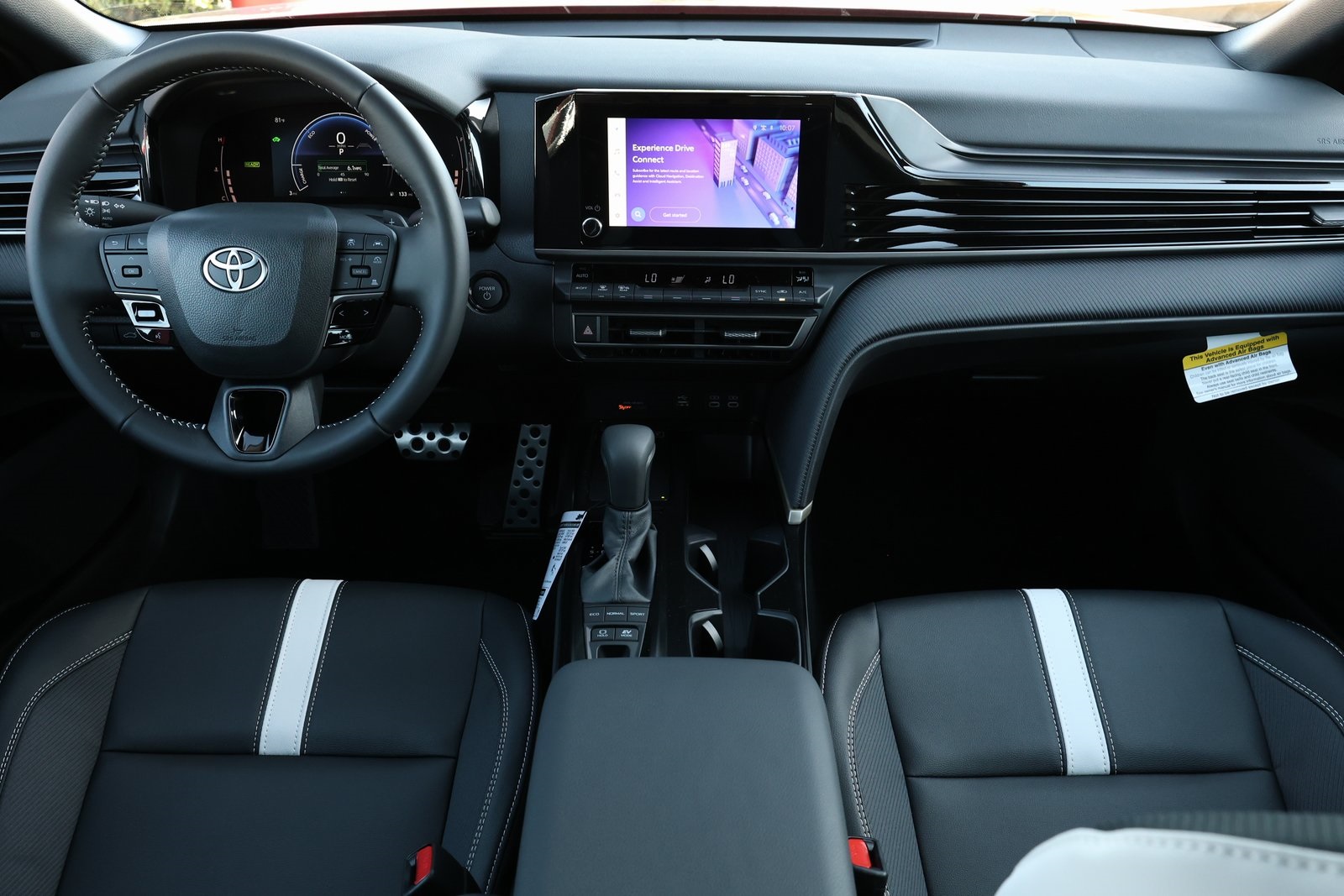 2026 Toyota Camry SE photo 2