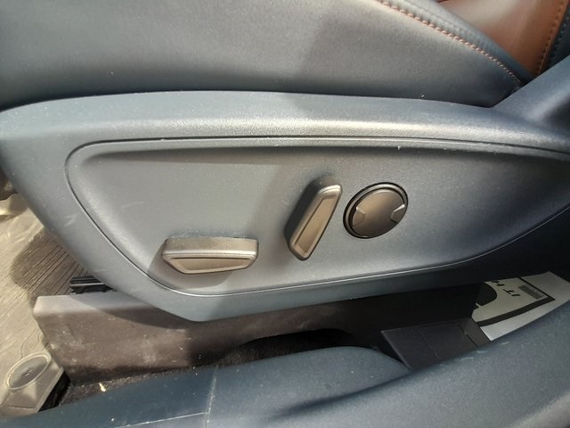 2023 Ford Maverick Lariat photo 36