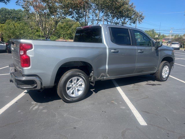 2025 Chevrolet Silverado 1500 LT photo 5