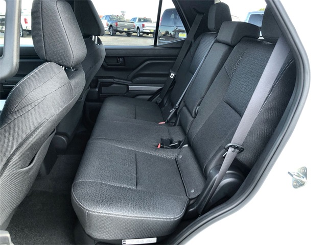 2025 Toyota 4Runner SR5 photo 12