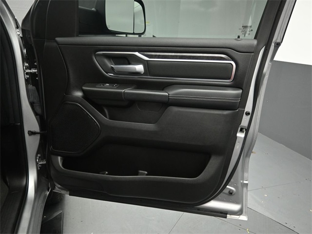 2024 RAM 1500 - Image 28