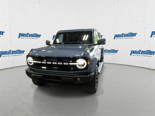 2025 Ford Bronco Outer Banks photo 4