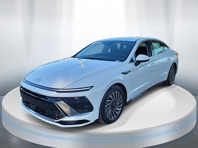 2025 Hyundai Sonata Hybrid SEL photo 2