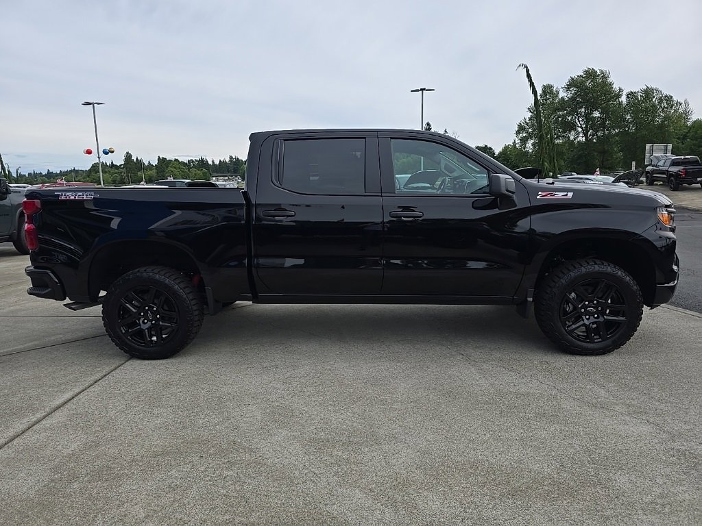 2025 Chevrolet Silverado 1500 Custom Trail Boss photo 6