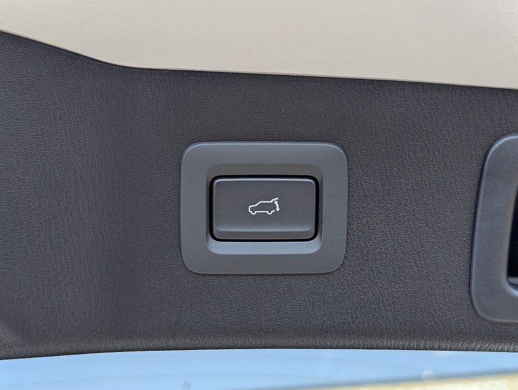 2025 Mazda CX-5 2.5 S Preferred photo 10