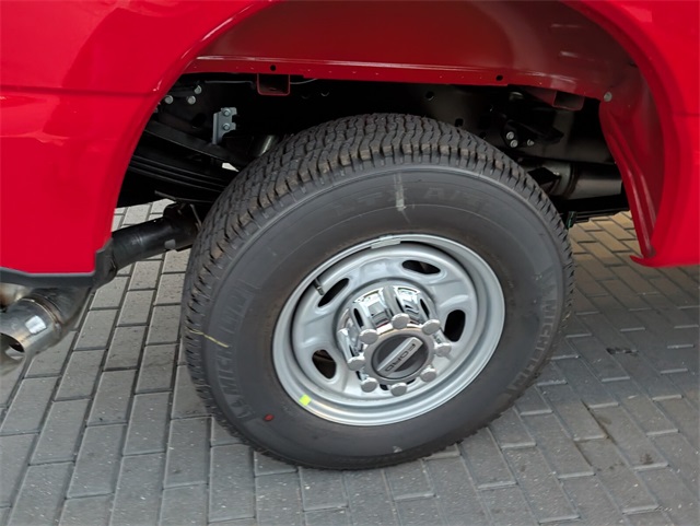 2026 Ford F-350 XL photo 11