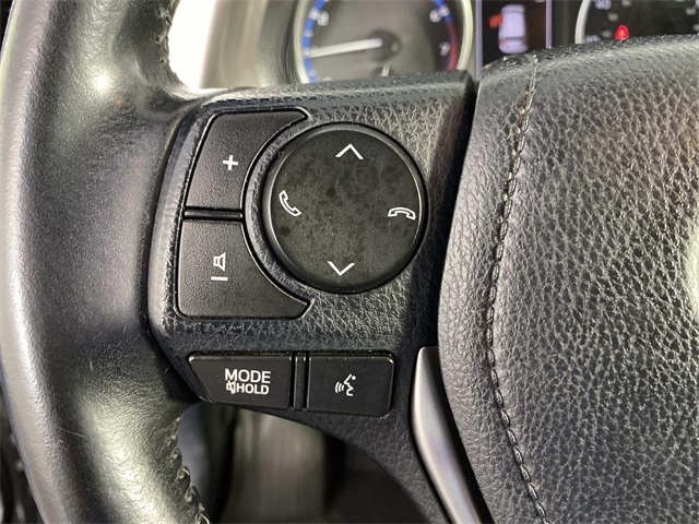 2018 Toyota RAV4 XLE photo 14