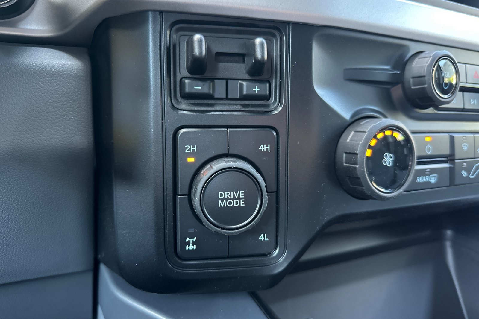 2025 Ford F-250 XLT photo 24