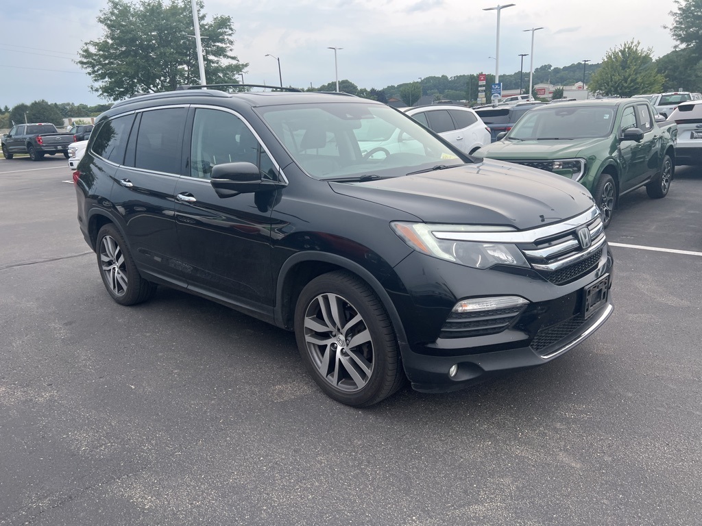 Used 2017 Honda Pilot Touring with VIN 5FNYF6H99HB008716 for sale in Onalaska, WI
