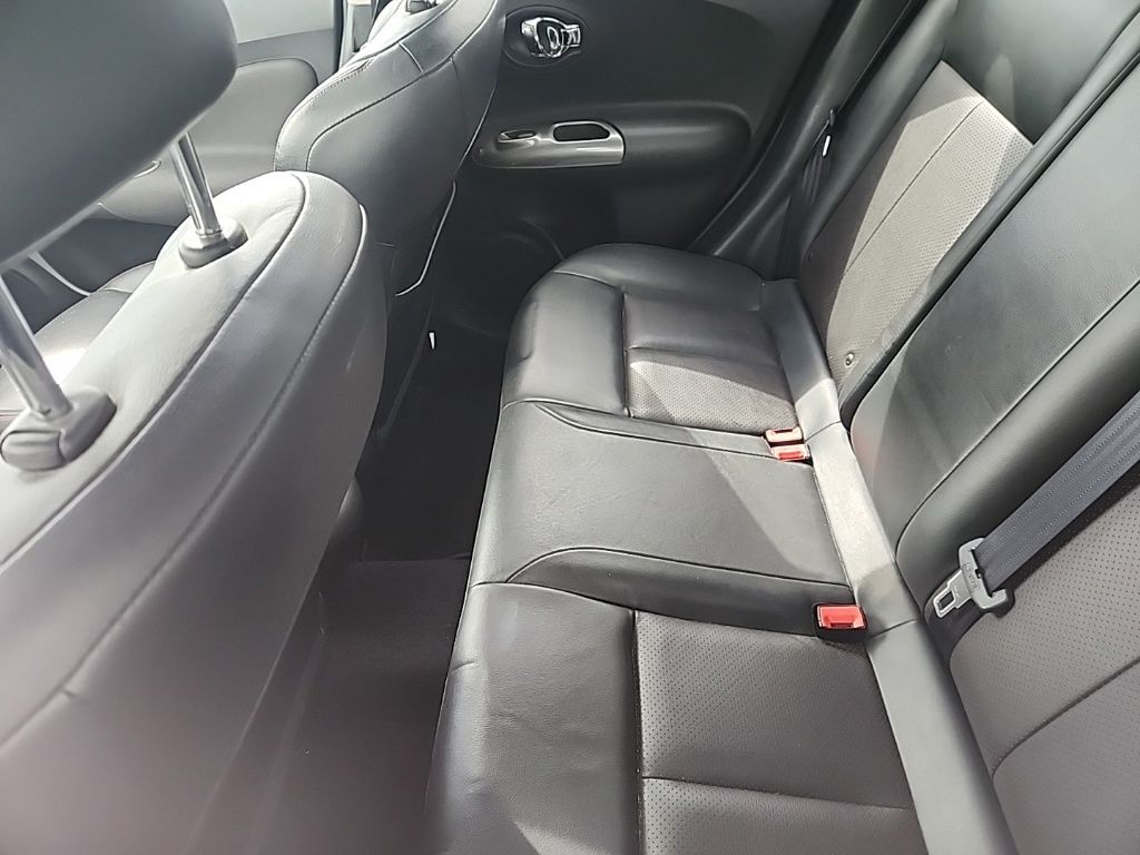 2012 Nissan Juke SL photo 11