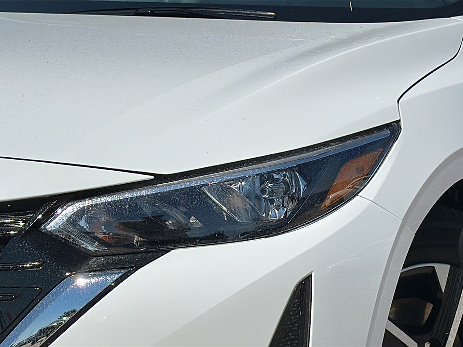 2025 Nissan Sentra SV photo 2