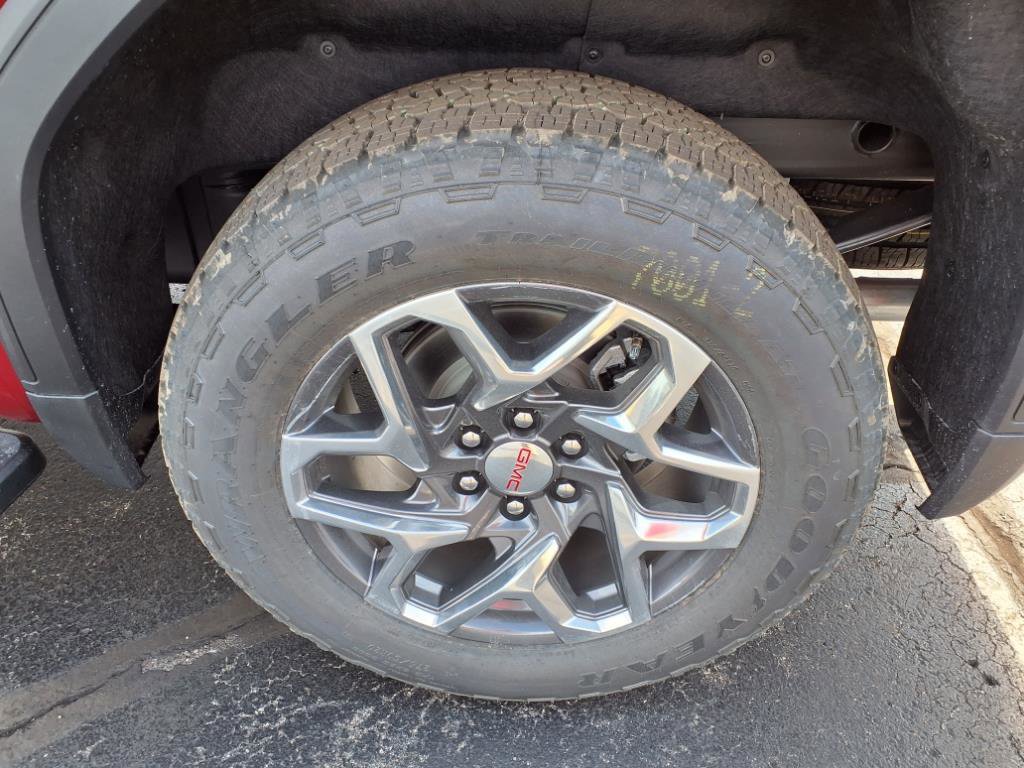2026 Gmc Sierra 1500 SLT photo 11