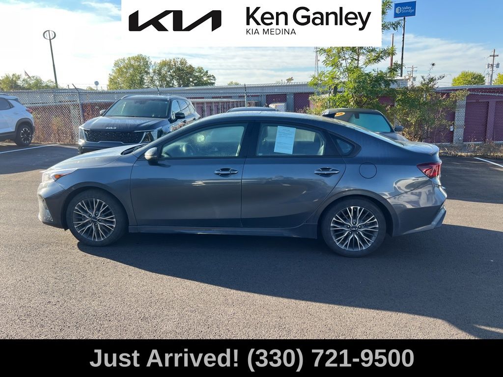 2023 Kia Forte GT-Line photo 7