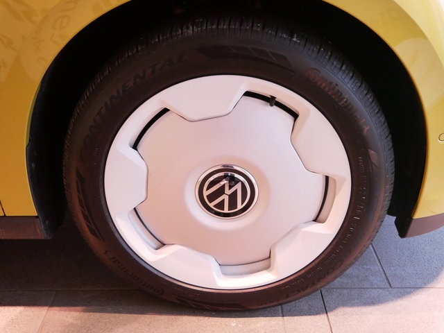 2025 Volkswagen ID. Buzz photo 2
