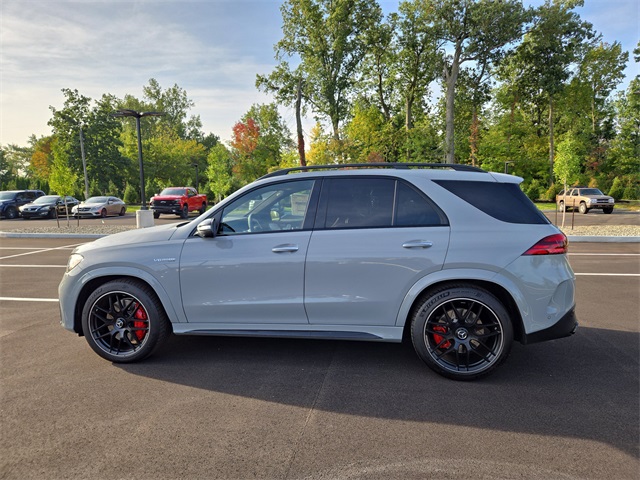2025 Mercedes Benz GLE AMG 63 4MATIC photo 4
