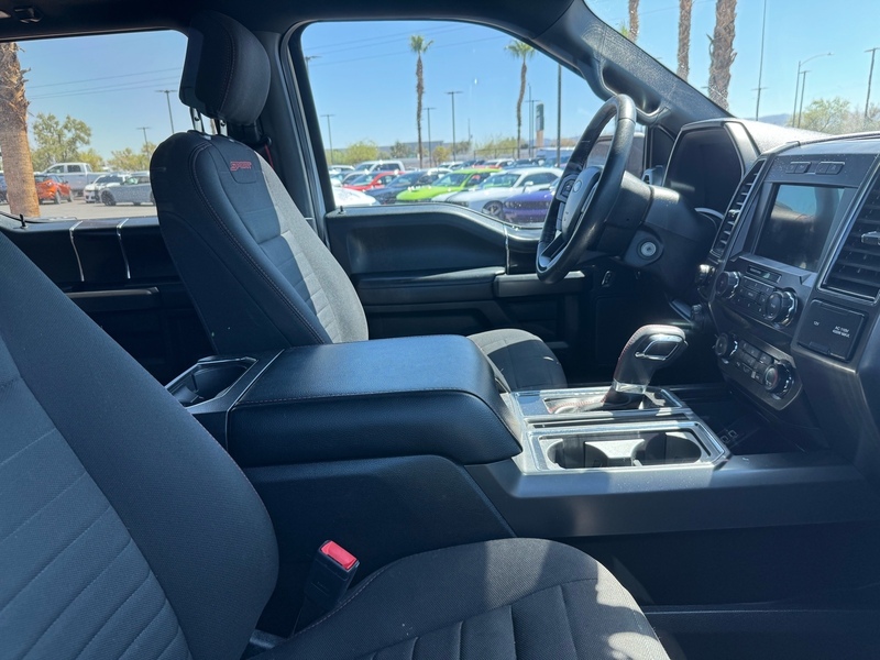2019 Ford F-150 XLT photo 4