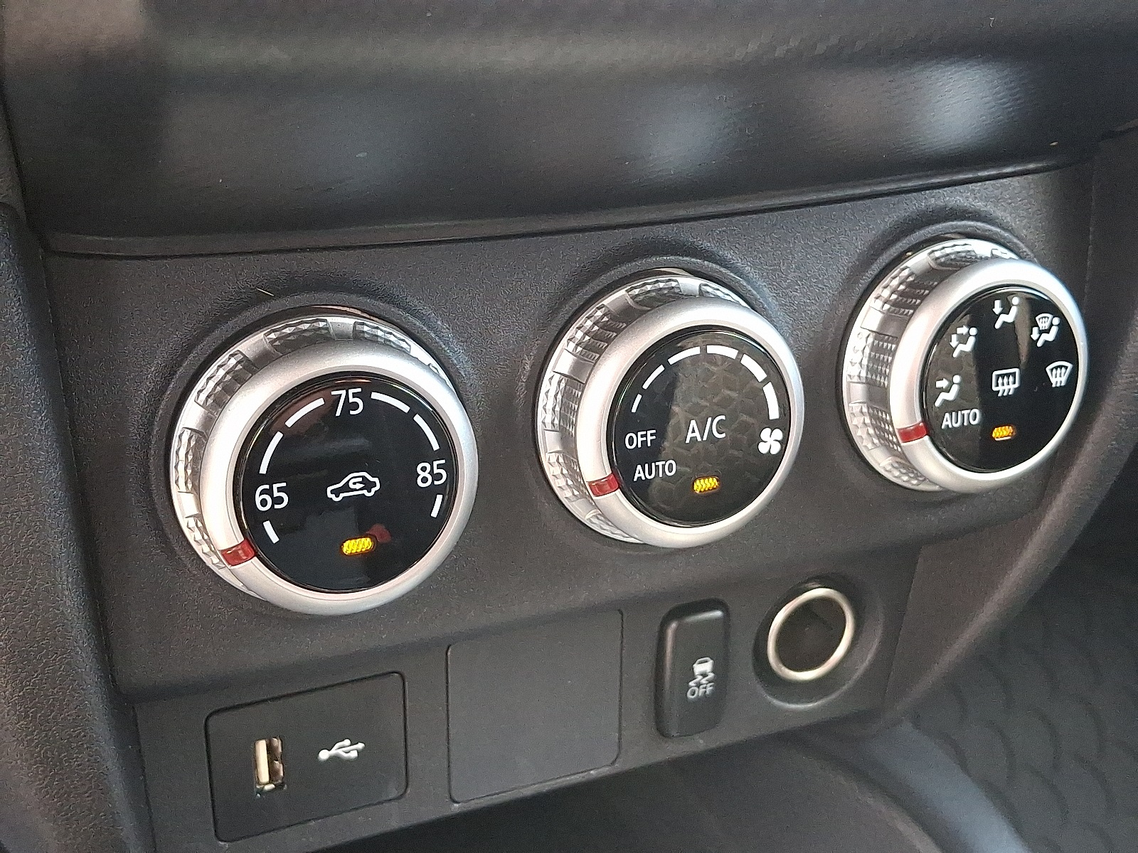 2023 Mitsubishi Outlander Sport ES photo 16