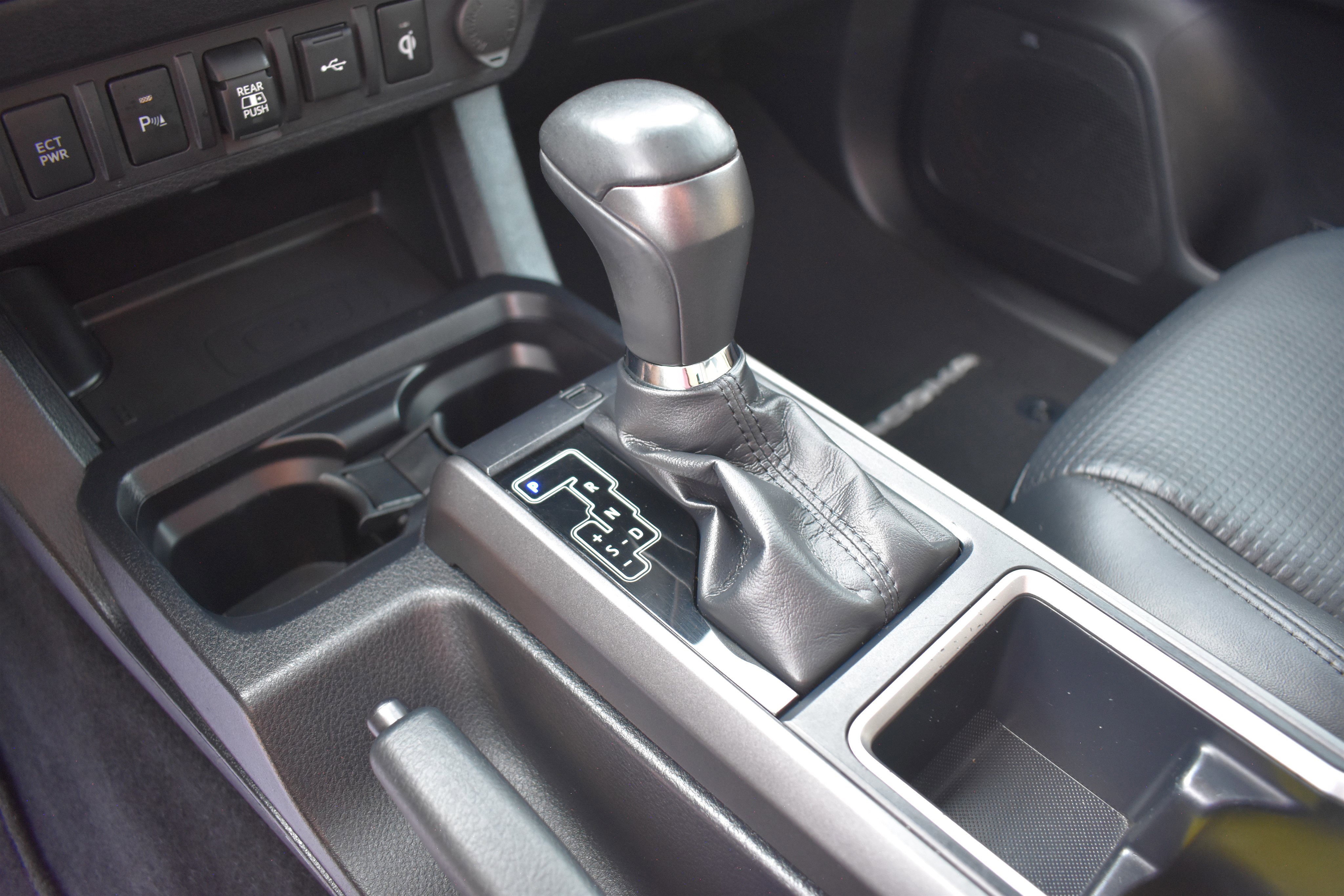 2020 Toyota Tacoma TRD photo 21