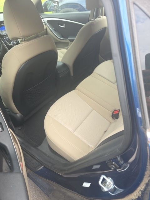2016 Hyundai Elantra GT Base photo 6