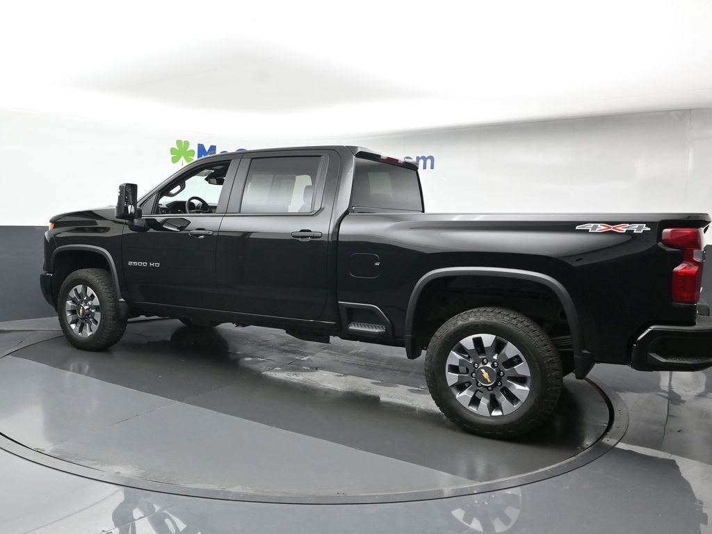 2025 Chevrolet Silverado 2500HD Custom photo 18
